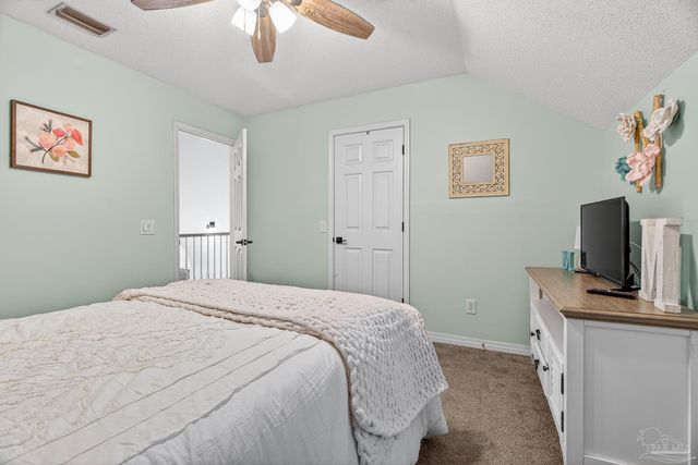 4596 Bayside Dr, Milton, FL 32583