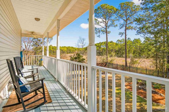 4596 Bayside Dr, Milton, FL 32583