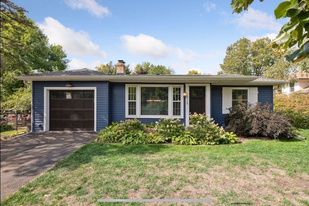 2926 Bay Street, Wayzata, MN 55391