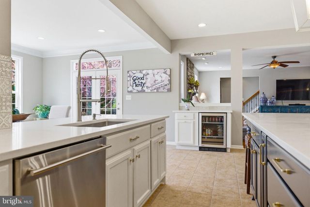16545 LEVADE DR, Leesburg, VA 20176