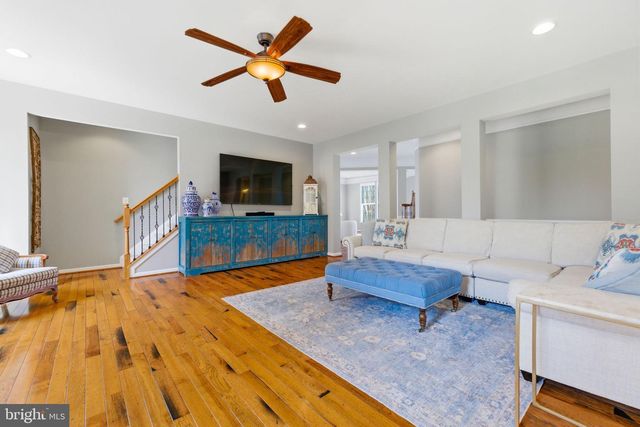 16545 LEVADE DR, Leesburg, VA 20176