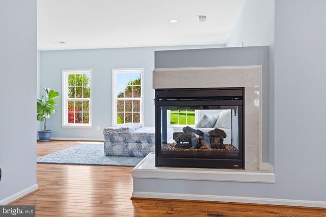 16545 LEVADE DR, Leesburg, VA 20176