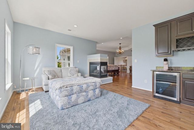 16545 LEVADE DR, Leesburg, VA 20176