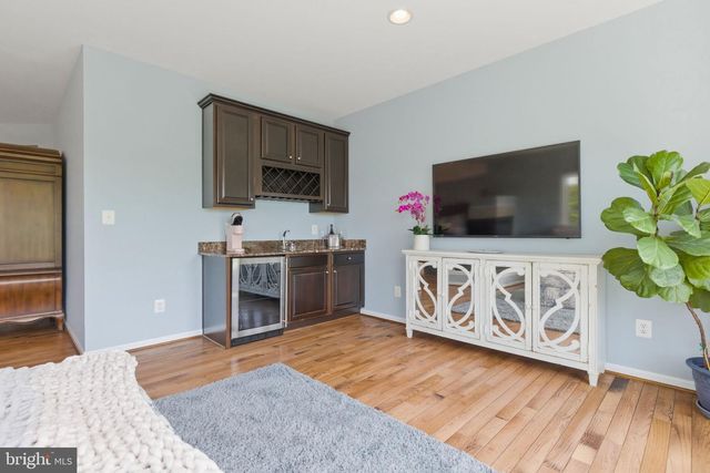 16545 LEVADE DR, Leesburg, VA 20176