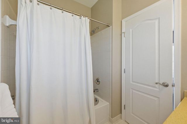 16545 LEVADE DR, Leesburg, VA 20176