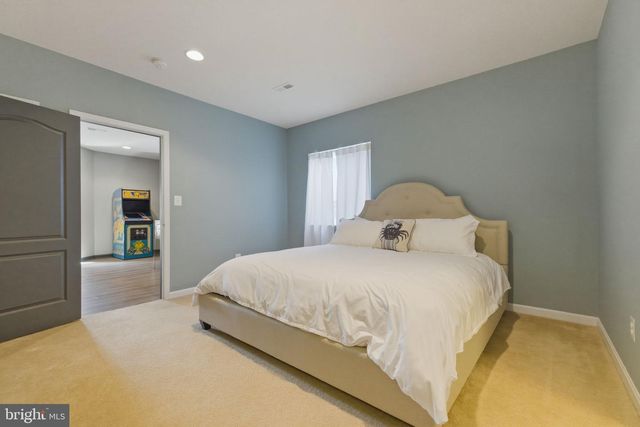 16545 LEVADE DR, Leesburg, VA 20176