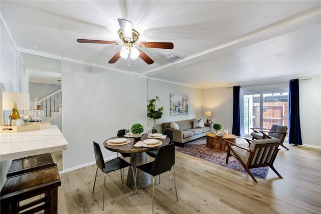 14333 Memorial Drive 44, Houston, TX 77079