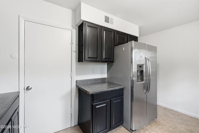 308 Cutty Court, Toms River, NJ 08753