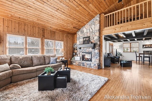 7553 68th Street Se, Caledonia Twp, MI 49316