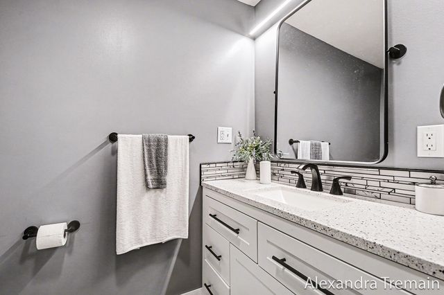 7553 68th Street Se, Caledonia Twp, MI 49316