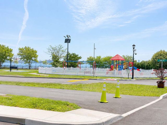 125 Sunset Boulevard 10125, Bronx, NY 10473
