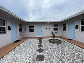 5550 NE 20th Ter 2, Fort Lauderdale, FL 33308