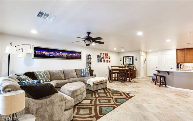 3008 Bicentennial Parkway, Henderson, NV 89044