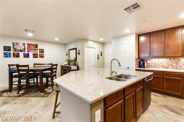 3008 Bicentennial Parkway, Henderson, NV 89044