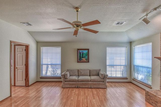 2817 Brompton Drive, Norman, OK 73072