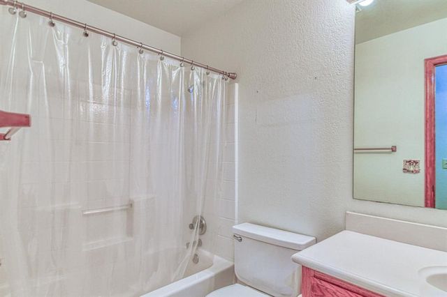 2817 Brompton Drive, Norman, OK 73072