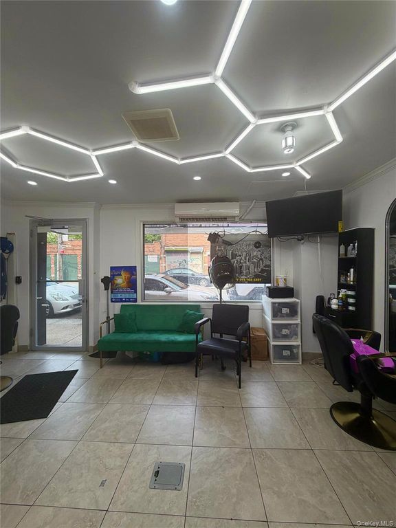 89-50 87th Street, Woodhaven, NY 11421 — photo 4