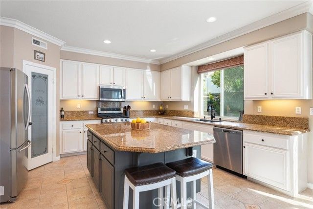 43353 Dodaro, Temecula, CA 92592