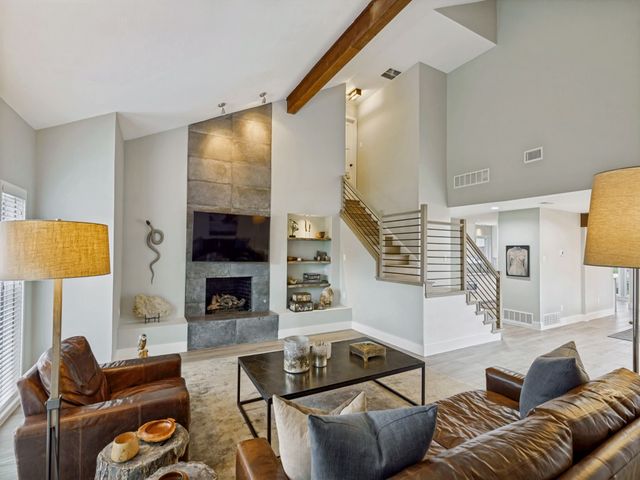 901 Raywood Circle, Plano, TX 75075