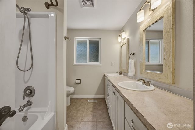 10710 147th Street E, Puyallup, WA 98374