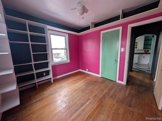 6652 Rockdale Street, Dearborn Heights, MI 48127