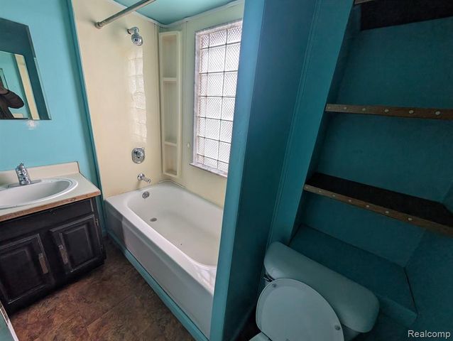 6652 Rockdale Street, Dearborn Heights, MI 48127