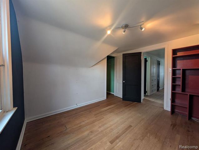 6652 Rockdale Street, Dearborn Heights, MI 48127