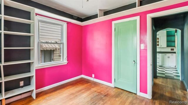 6652 Rockdale Street, Dearborn Heights, MI 48127