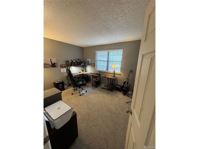 7020 W Portland Ave, Littleton, CO 80128