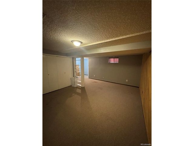 7020 W Portland Ave, Littleton, CO 80128