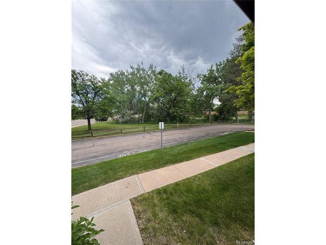 7020 W Portland Ave, Littleton, CO 80128