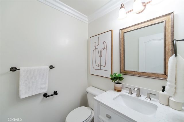 143 Weathervane, Irvine, CA 92603