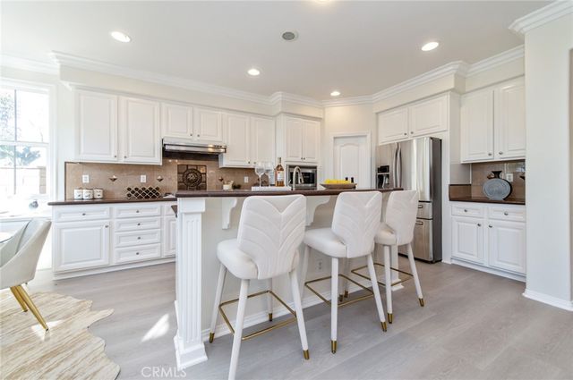 143 Weathervane, Irvine, CA 92603