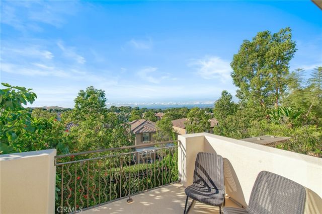 143 Weathervane, Irvine, CA 92603