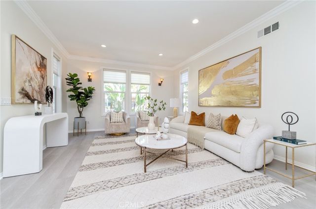 143 Weathervane, Irvine, CA 92603