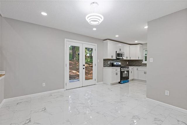 849 Cadet Court NW, Lilburn, GA 30047