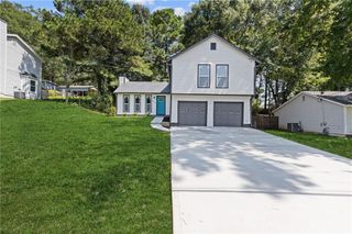 849 Cadet Court NW, Lilburn, GA 30047