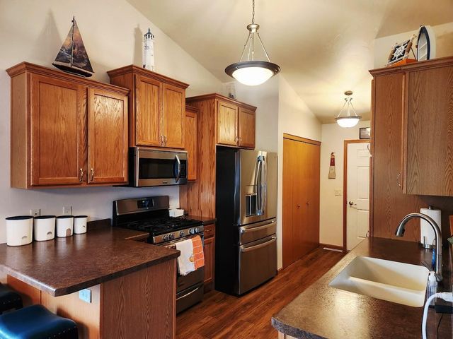 95 STONE CASTLE DRIVE, Fond Du Lac, WI 54935