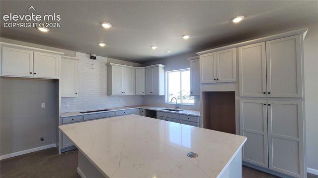 6628 Miro Lane, Colorado Springs, CO 80924