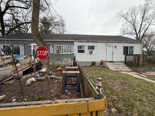 259 S Ivanhoe Road, Kingsford Heights, IN 46346