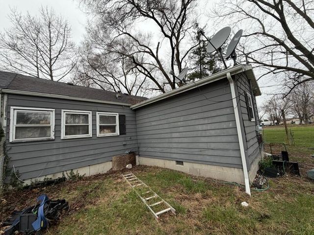 259 S Ivanhoe Road, Kingsford Heights, IN 46346