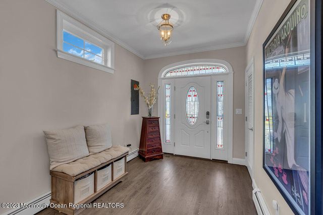 323 E Main Street, Manasquan, NJ 08736