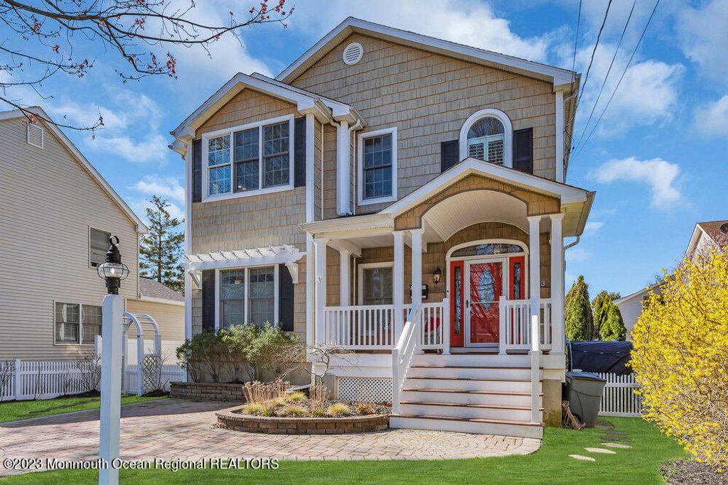 323 E Main Street, Manasquan, NJ 08736