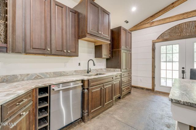 505 Scott Street, Butler, TN 37640