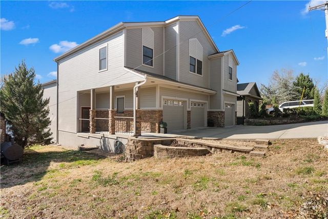 20 H Street, Lake Lotawana, MO 64086