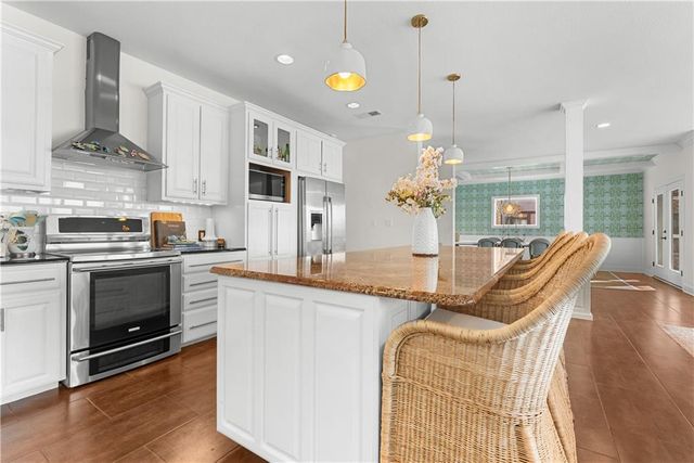 20 H Street, Lake Lotawana, MO 64086