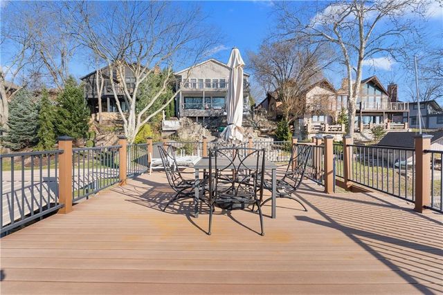 20 H Street, Lake Lotawana, MO 64086