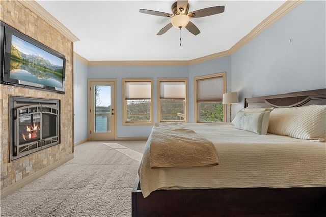 20 H Street, Lake Lotawana, MO 64086