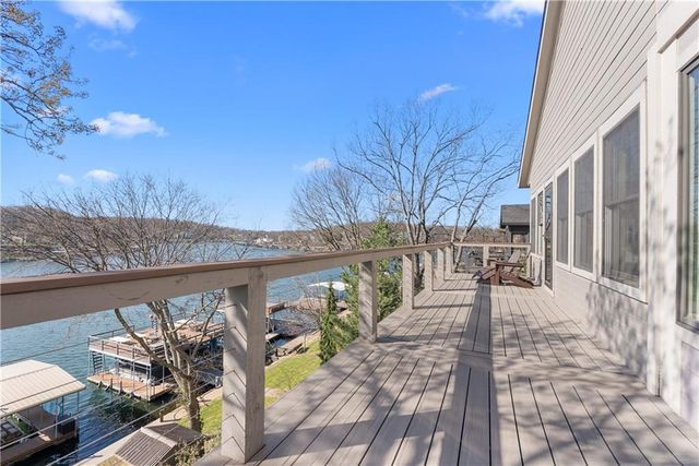 20 H Street, Lake Lotawana, MO 64086