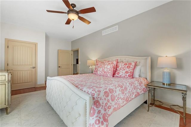 20 H Street, Lake Lotawana, MO 64086